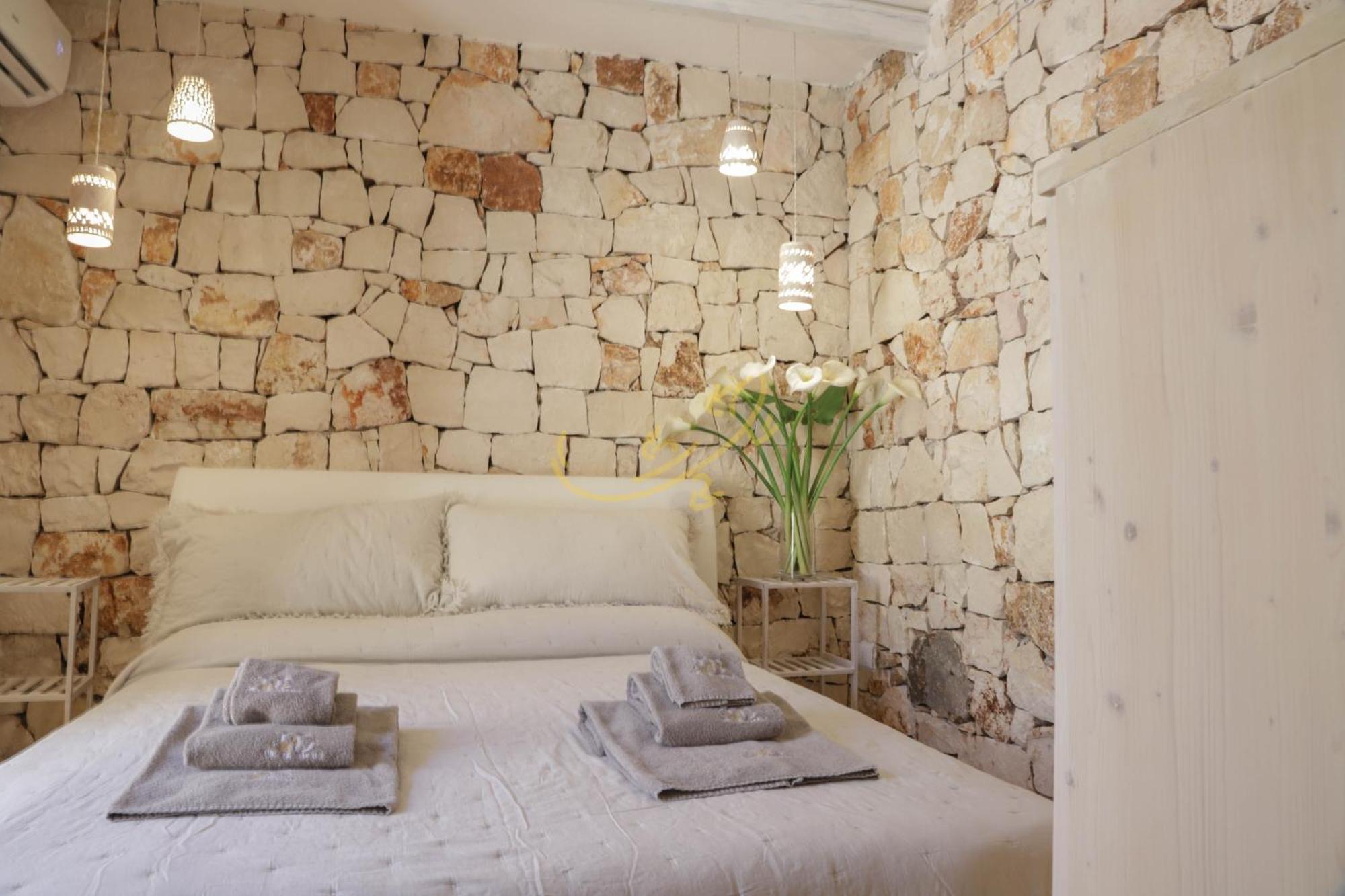 Trulli & Dimore - I Trulli Di Carole ออสตูนี ภายนอก รูปภาพ